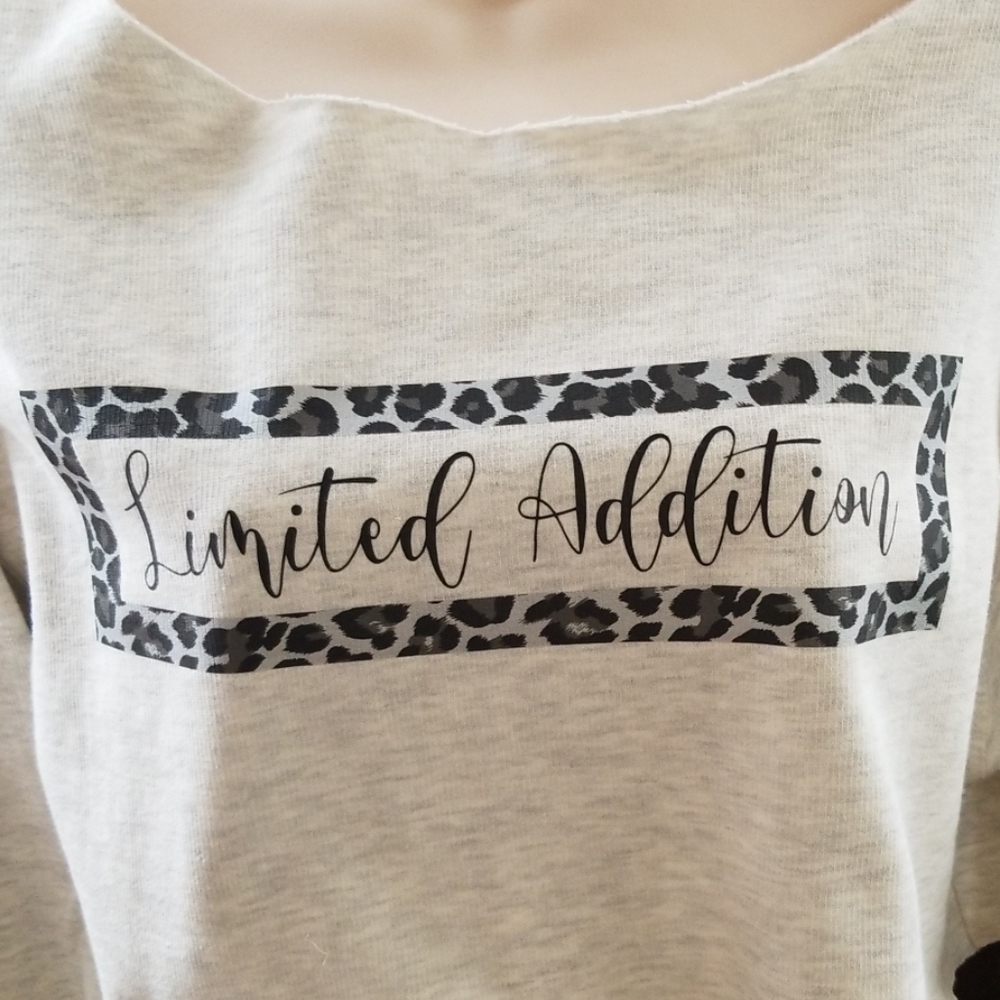 Sweatshirt - Picture 3 of 3